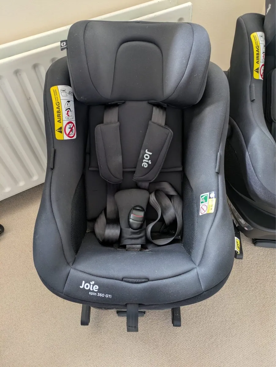 Joie spin 360 car seat x 2 - Image 2