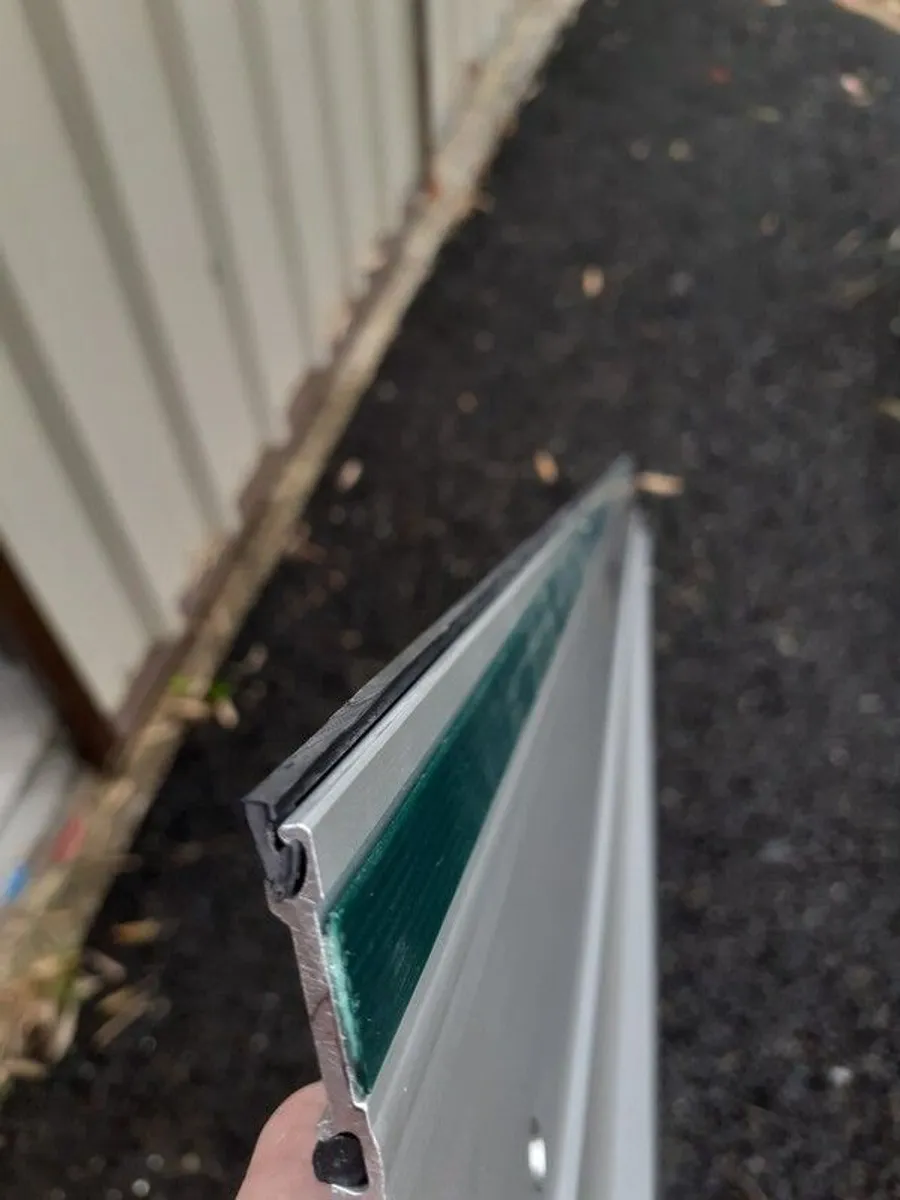 1600mm Track Saw Guide Rail fits most saws. - Image 3