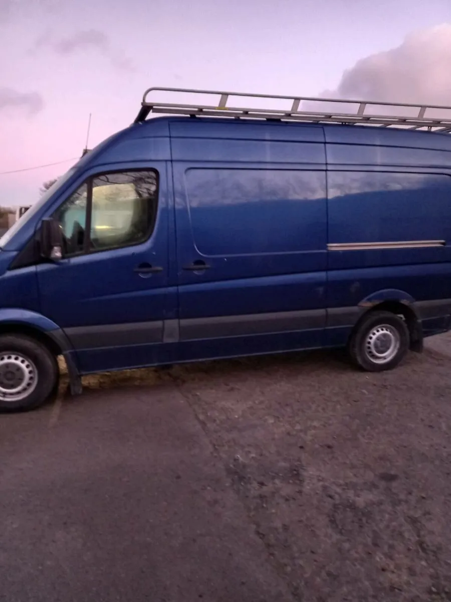 Volkswagen Crafter - Image 1