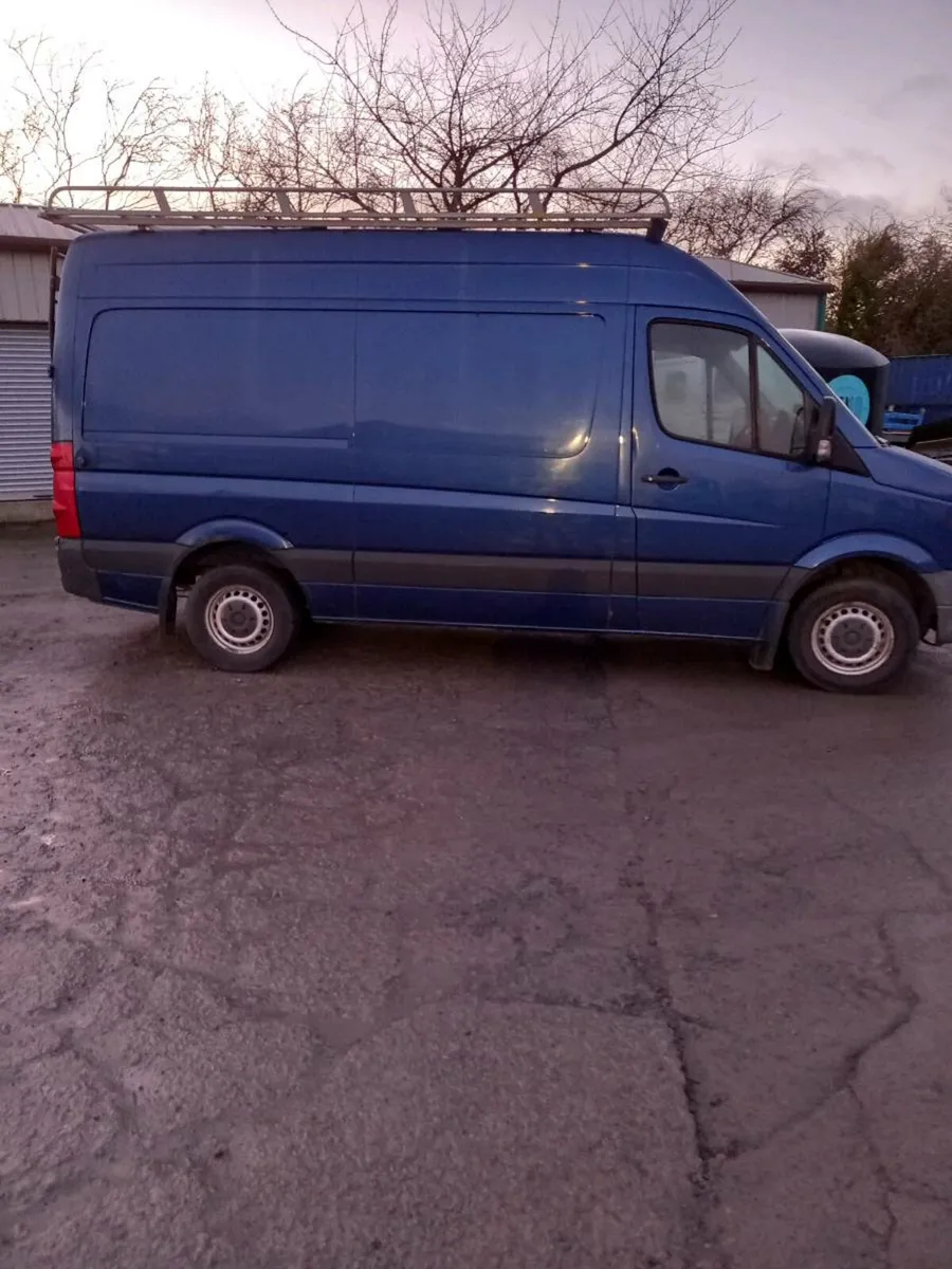 Volkswagen Crafter - Image 4