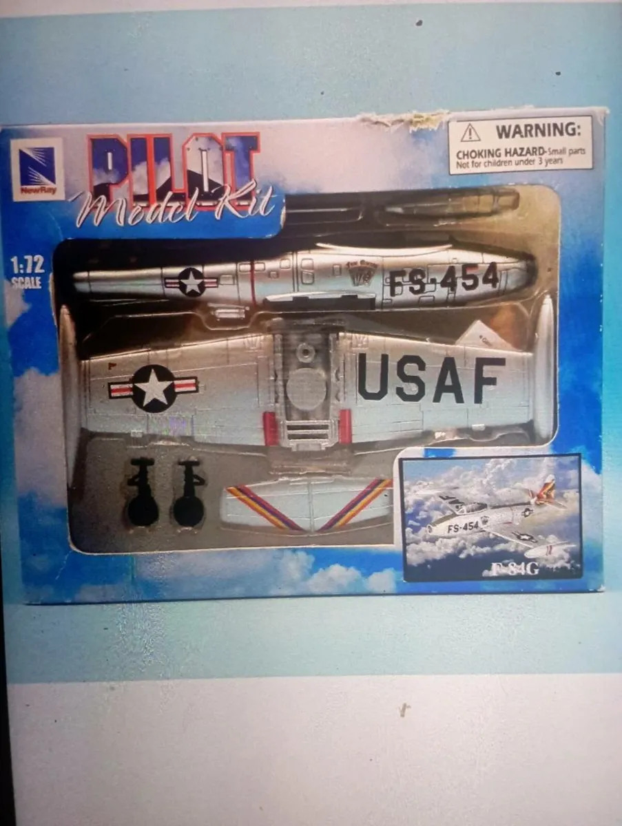 USAF FS 454GROUND PERSONNEL  1-72  MODLE  KIT - Image 1