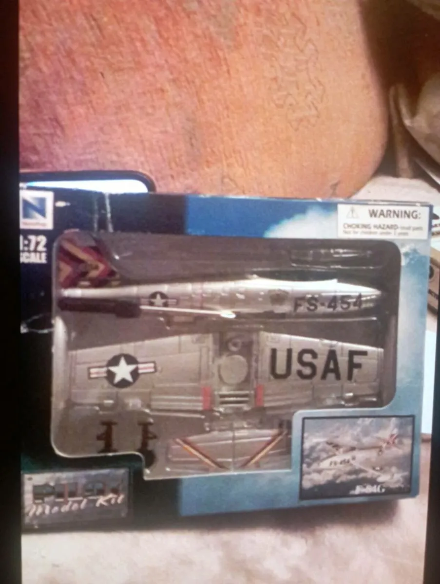 USAF FS 454GROUND PERSONNEL  1-72  MODLE  KIT - Image 2