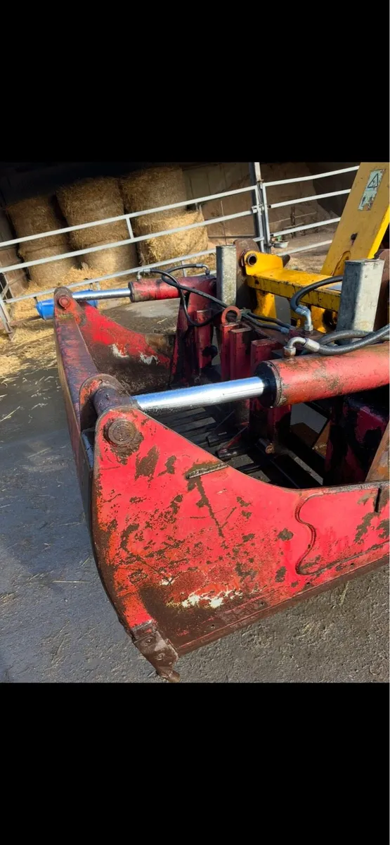 red rock 6 foot jcb q fit brackets - Image 4