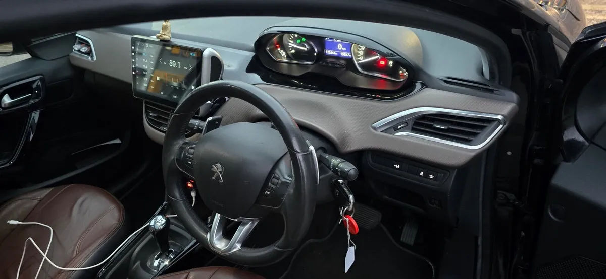 Peugeot 2008 2014 - Image 1