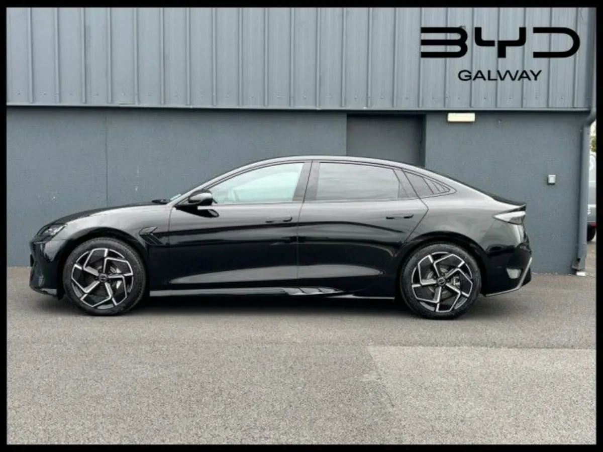 BYD SEAL Excellence AWD 530BHP - Image 4
