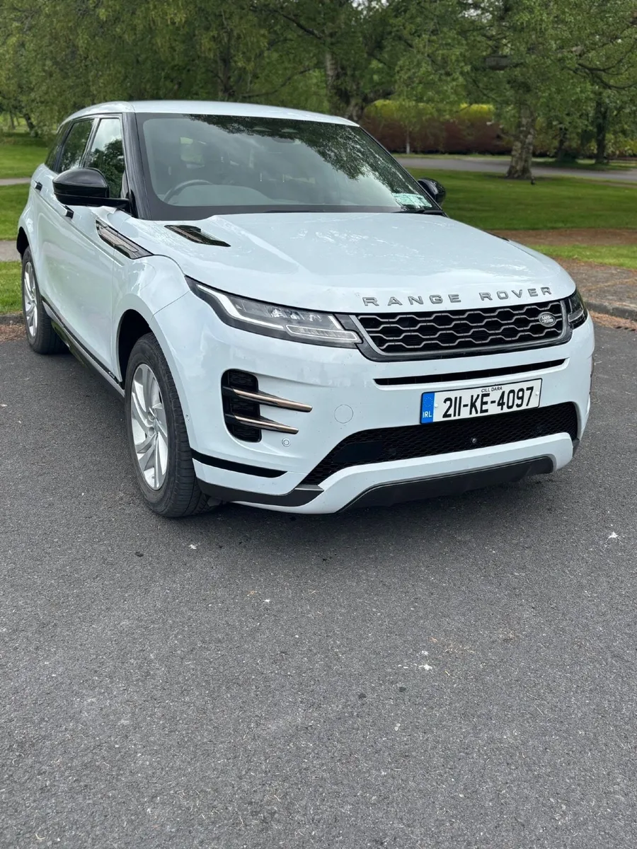 Range Rover Evoque 2021 P300e - Image 3