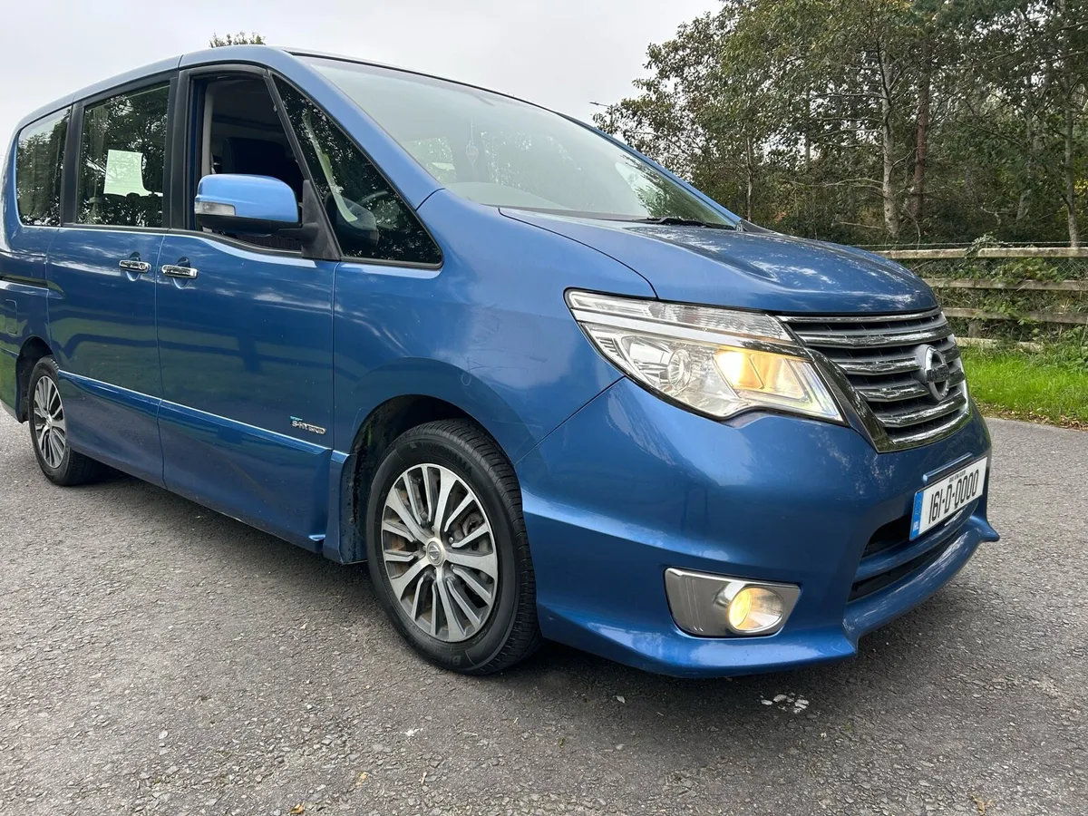 Nissan Serena 7 Seat Only 73000km hybrid - Image 3