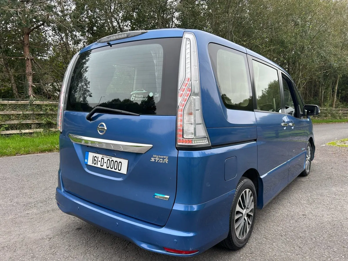 Nissan Serena 7 Seat Only 73000km hybrid - Image 4