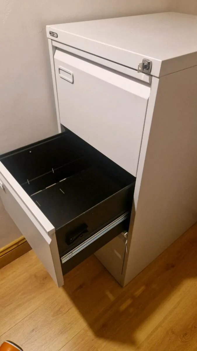 Filing Cabinet - Image 4