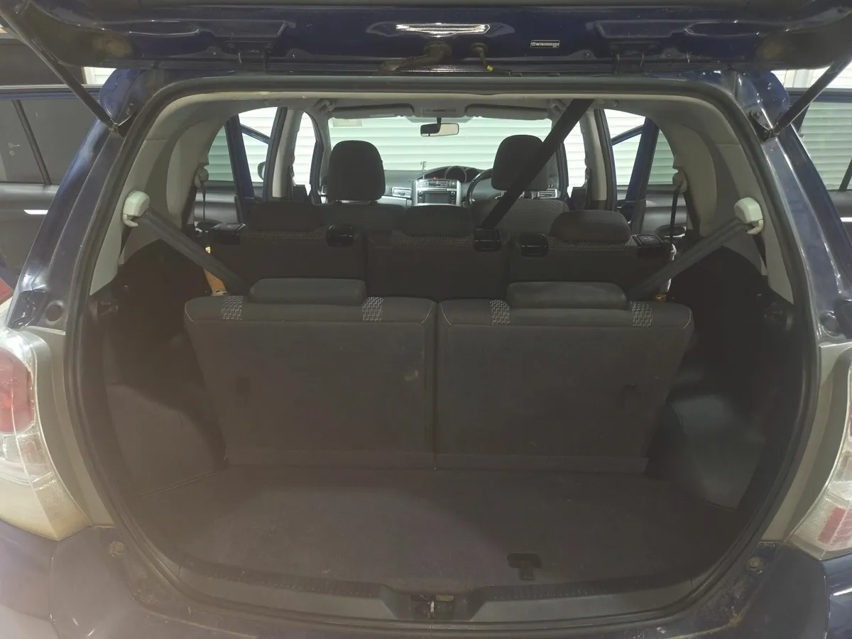 Toyota Verso 2015, 7 lugares - Image 2