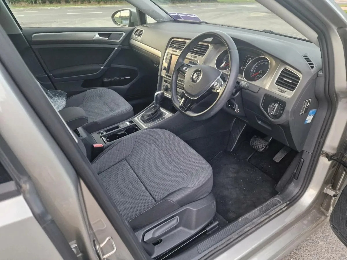 2015 Volkswagen Golf 1.2L Automatic 33K km only - Image 4
