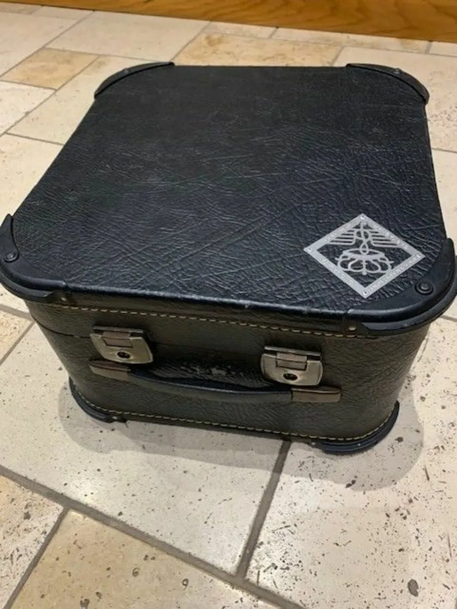 Castagnari Kris Button Accordion - Image 4