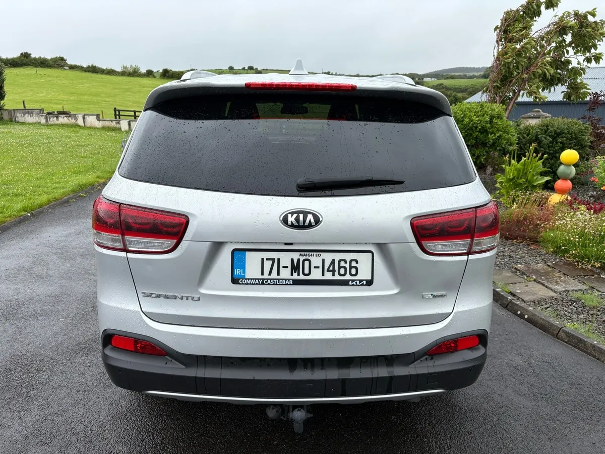Kia Sorento 2017 - Image 4