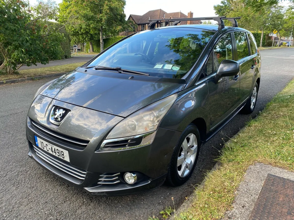 Peugeot 5008 2010 - Image 2