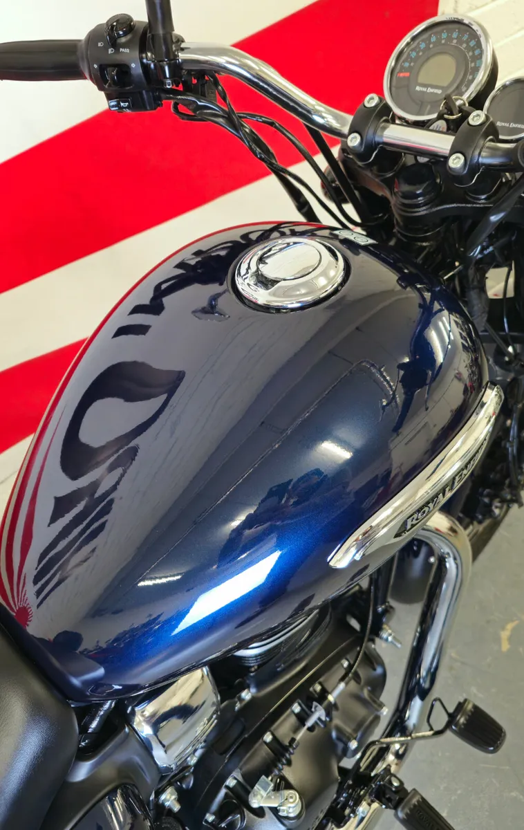 2024 Royal Enfield Meteor 350 - Image 3