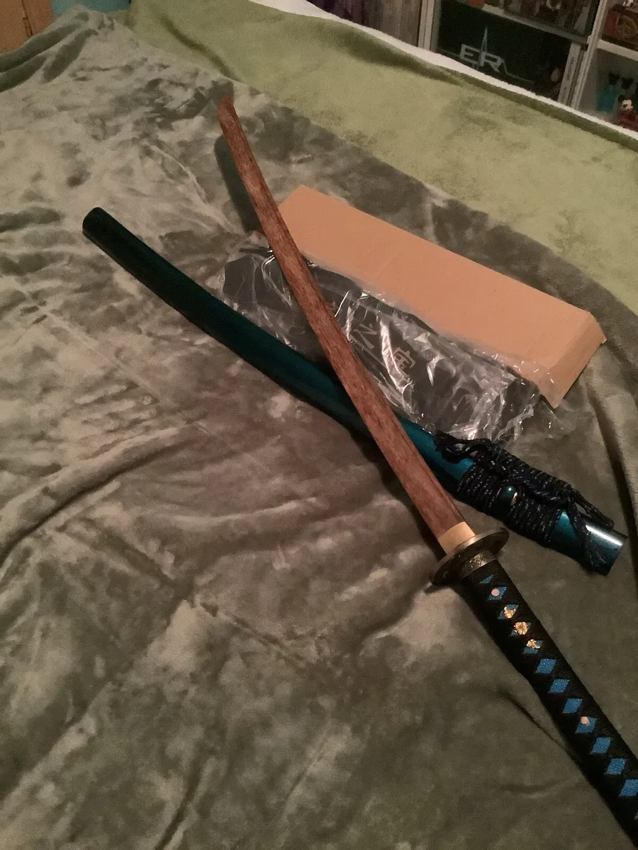 New samurai sword and stand. - Image 3