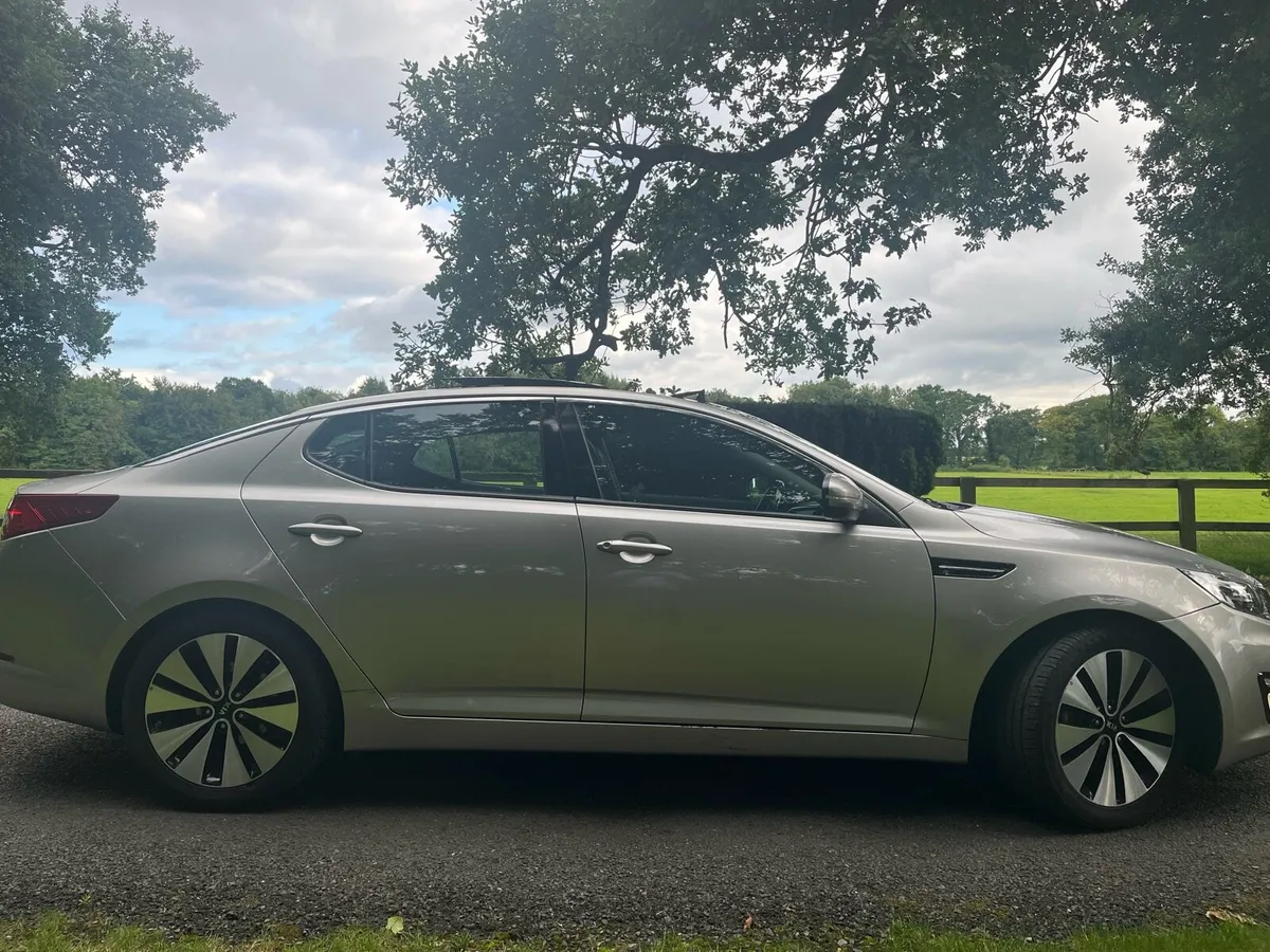 2013 KIA OPTIMA PLATINUM NCT 10/26 - Image 2