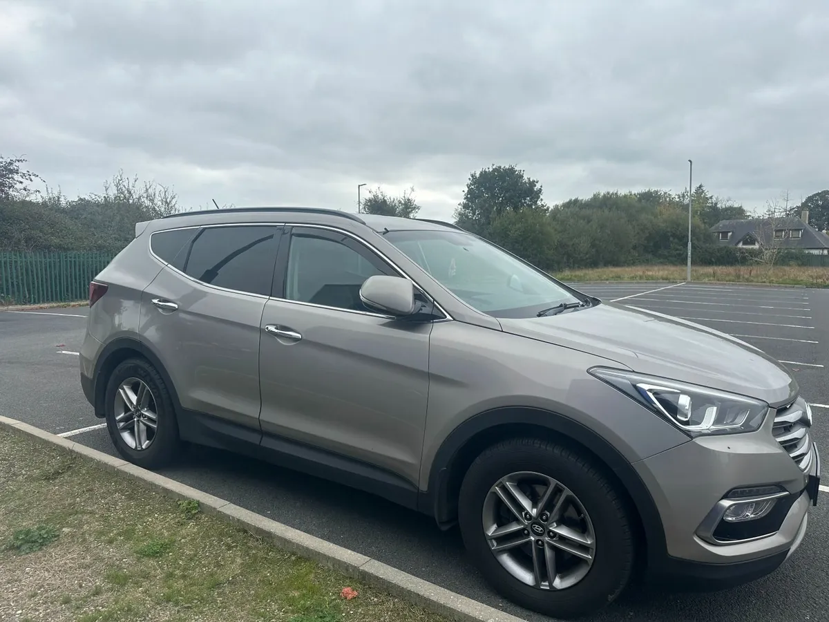 Hyundai Santa Fe 2017 4WD 2.2 Diesel - Image 1
