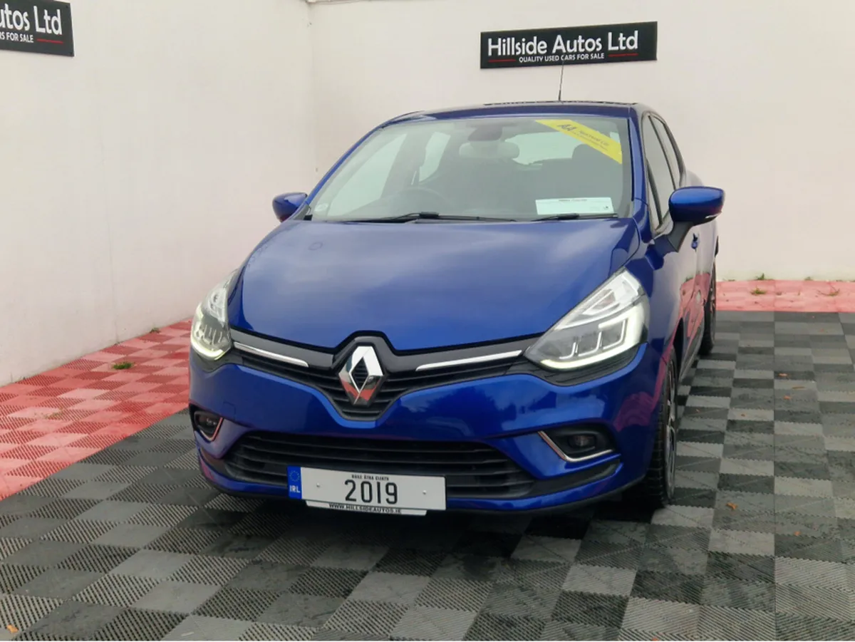Renault Clio ZEN LUTICIA 1.2 PETROL AUTOMAIC 5DR! - Image 2