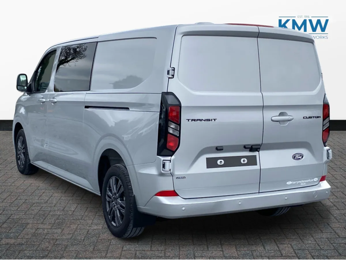 Ford Transit Custom Limited  AUTO FWD - Image 3
