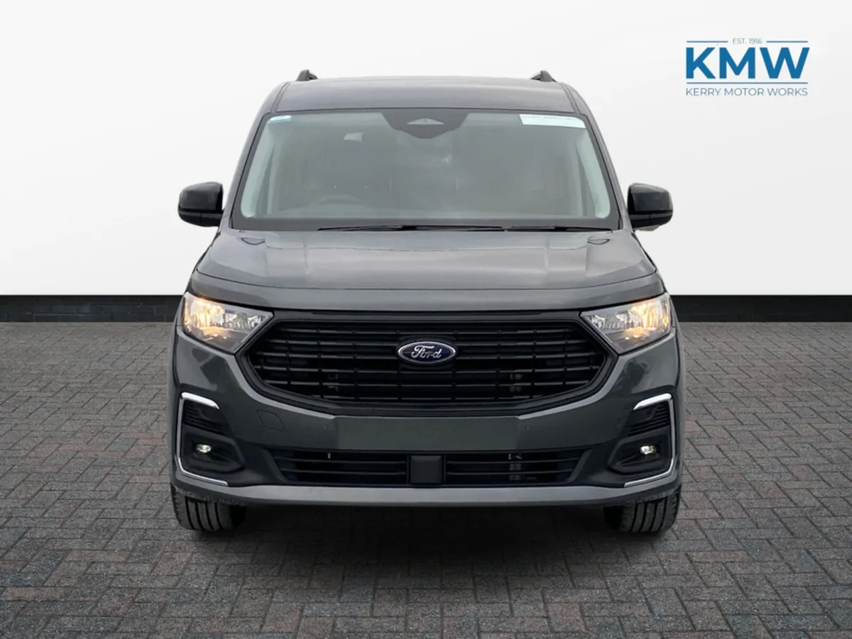 Ford Tourneo Connect  Titanium PHEV - Image 3