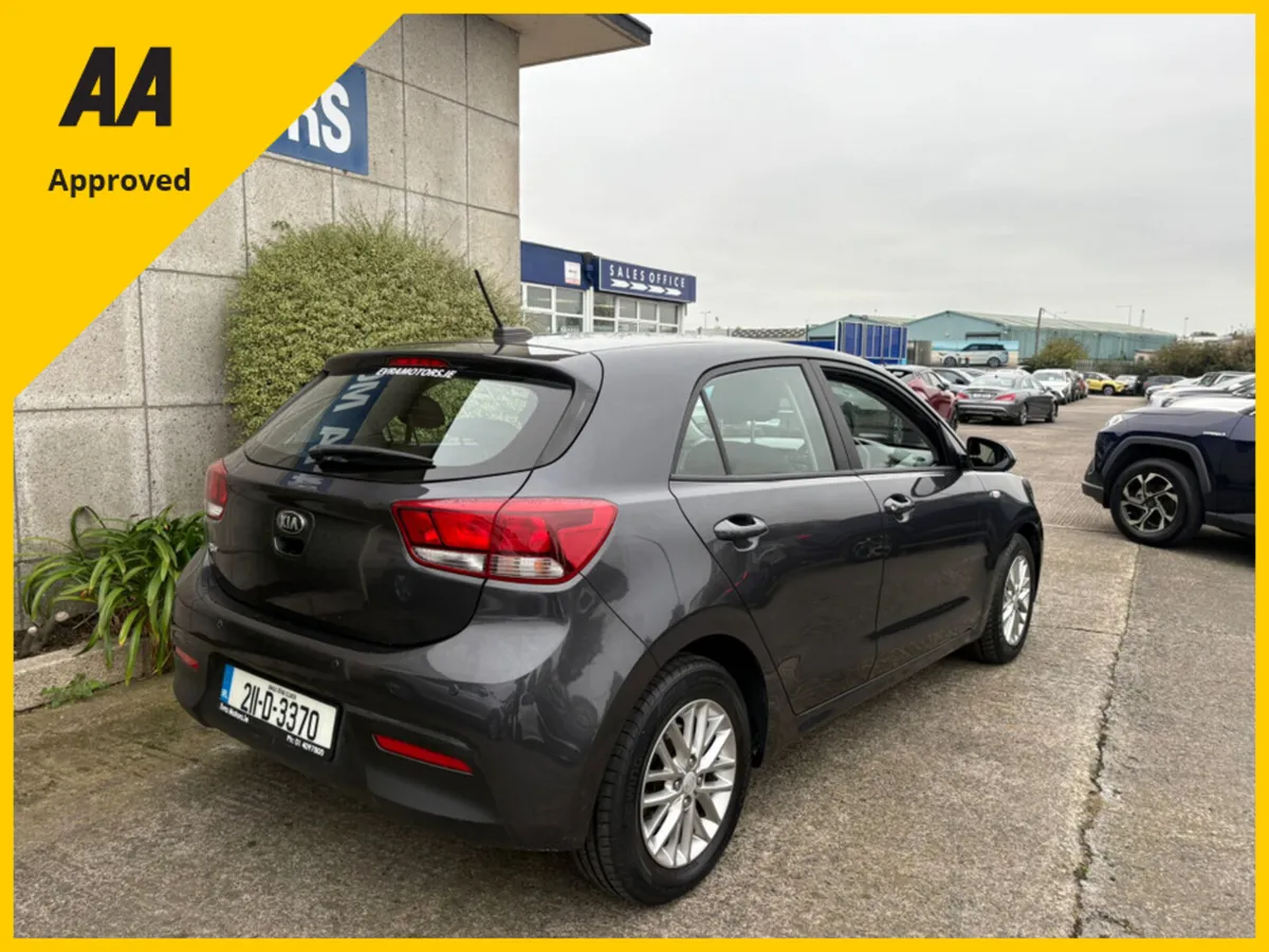Kia Rio //K1 PETROL//LOW MILEAGE//PARKING SENSORS/ - Image 4