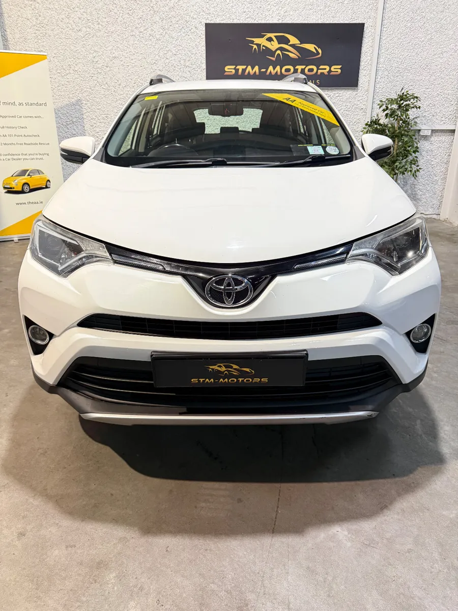 Toyota RAV4 2016 2.0D-4D Luna 2WD - Image 2