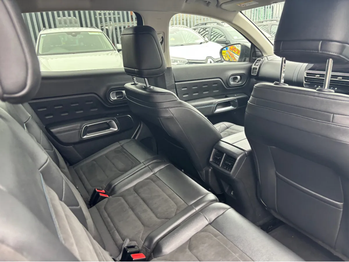 Citroen C5 Aircross FLAIR PHEV FWD MY5 - Image 3