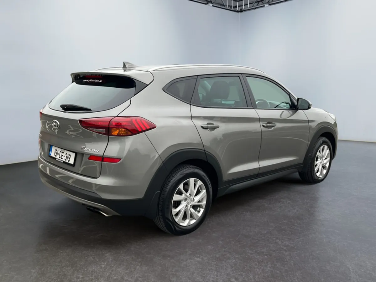 Hyundai Tucson IX35 EXECUTIVE 5DR - Image 4