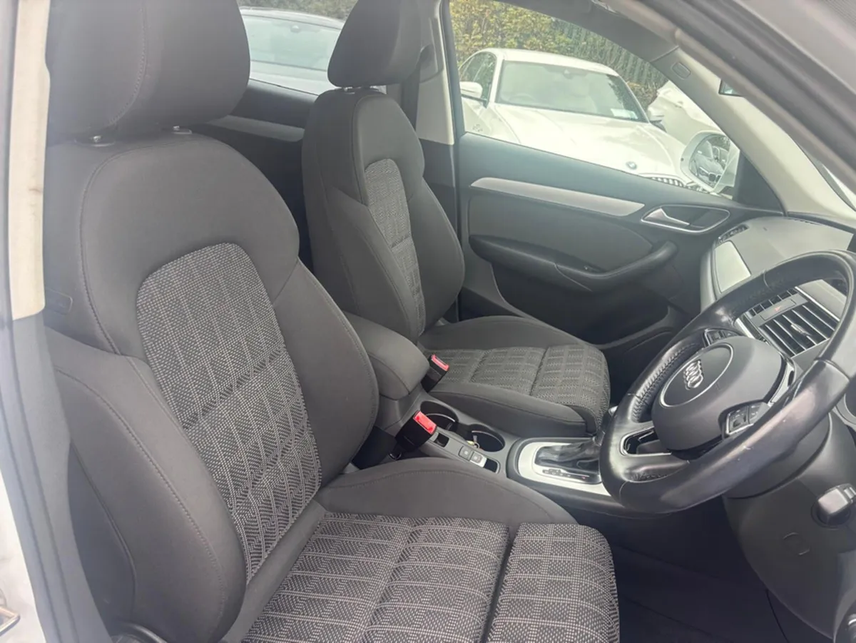 Audi Q3 1.4 tdsi Sport Executive - Image 4