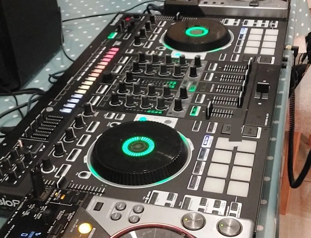 Roland DJ-808 Controller / Production Unit - Image 1