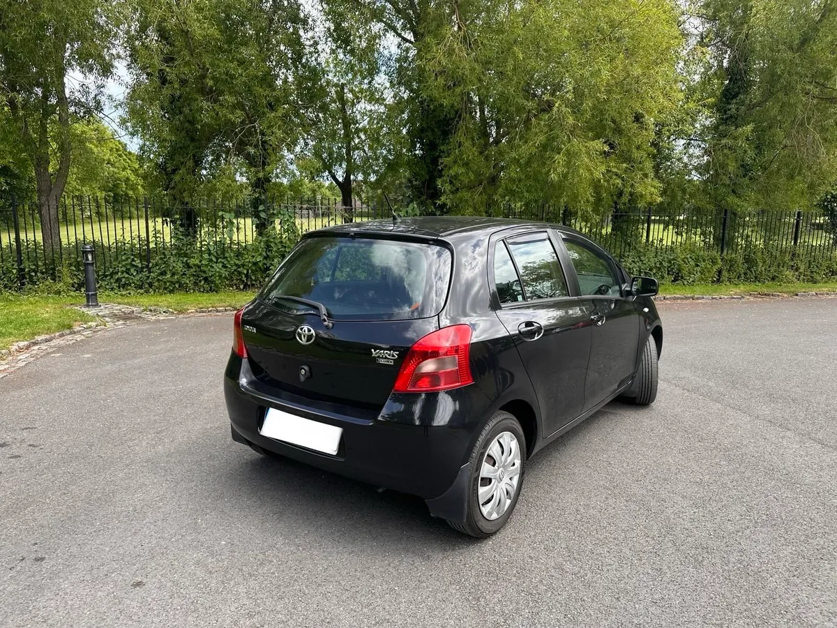 TOYOTA YARIS AUTOMATIC - Image 4