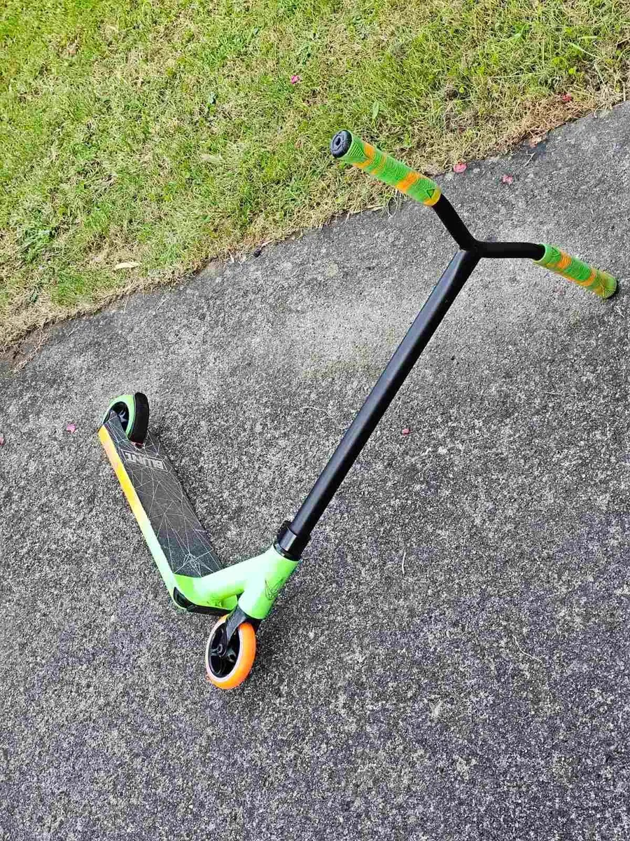 Scooter - Image 2