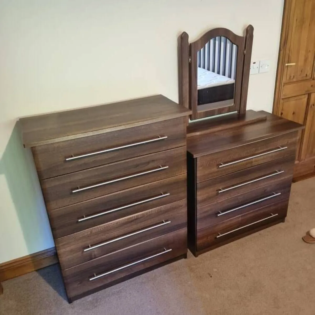 king size bed, mattress and drawers - Image 1