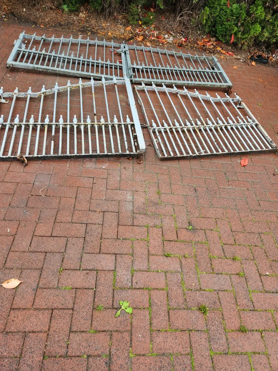 Gate - Image 3