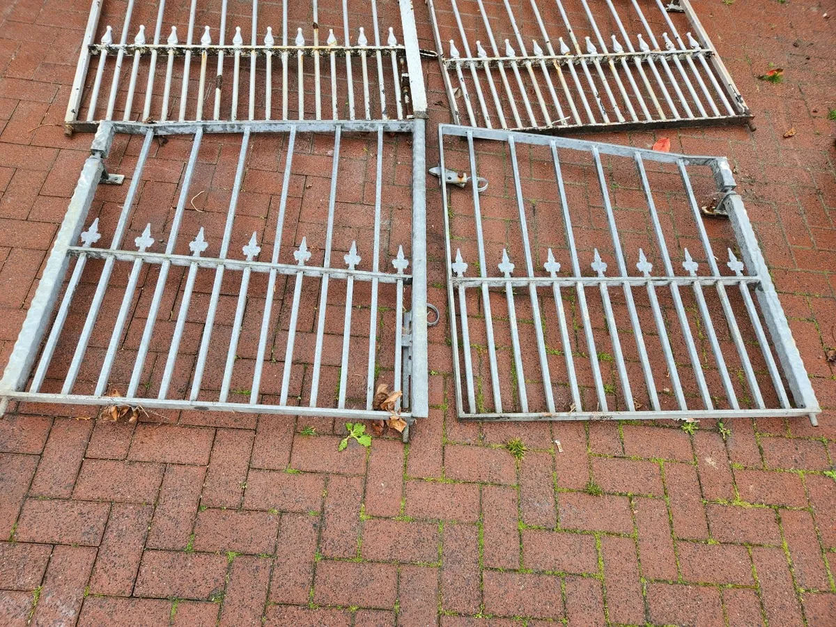 Gate - Image 4