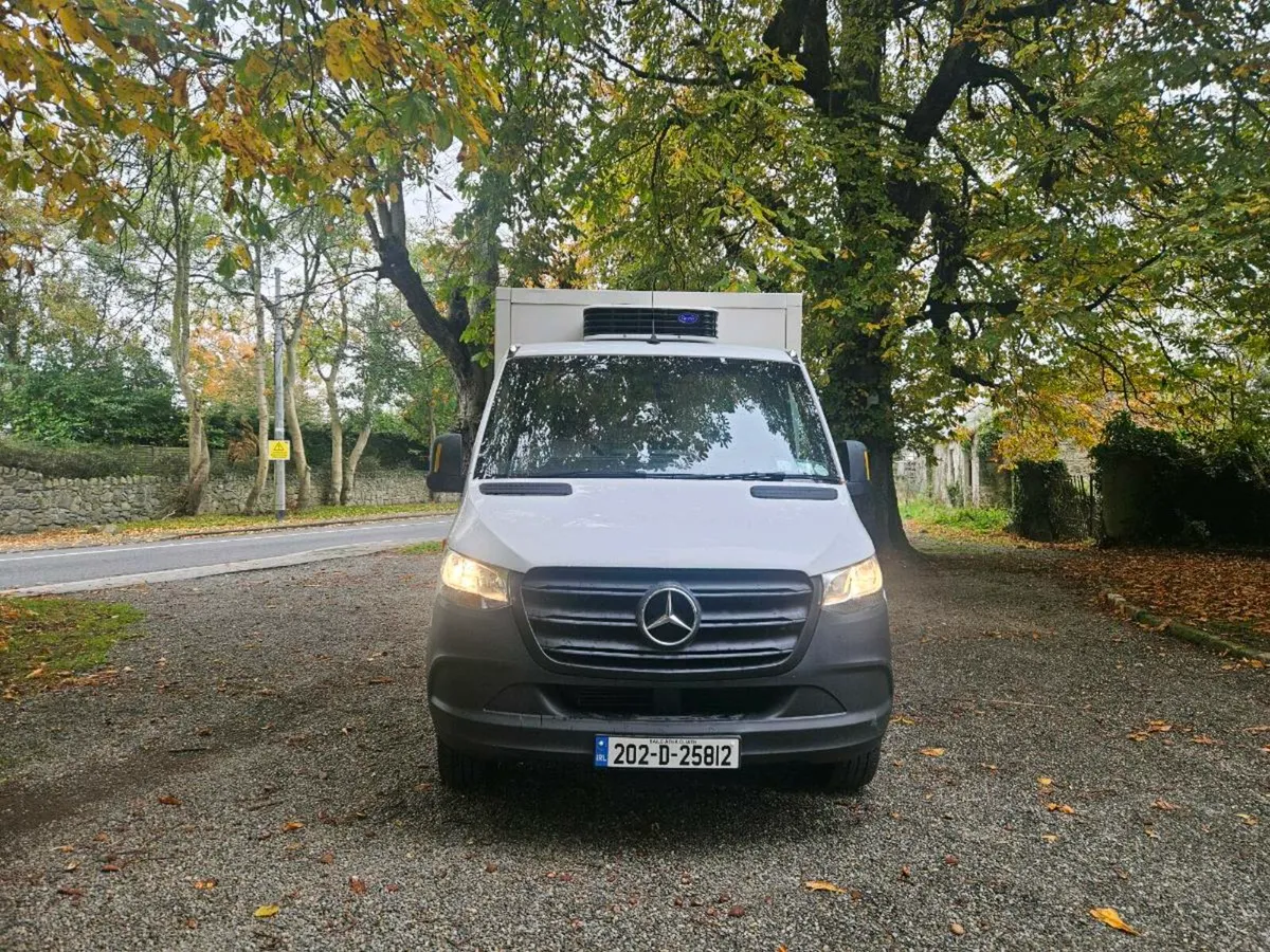 Merc Sprinter - Image 2