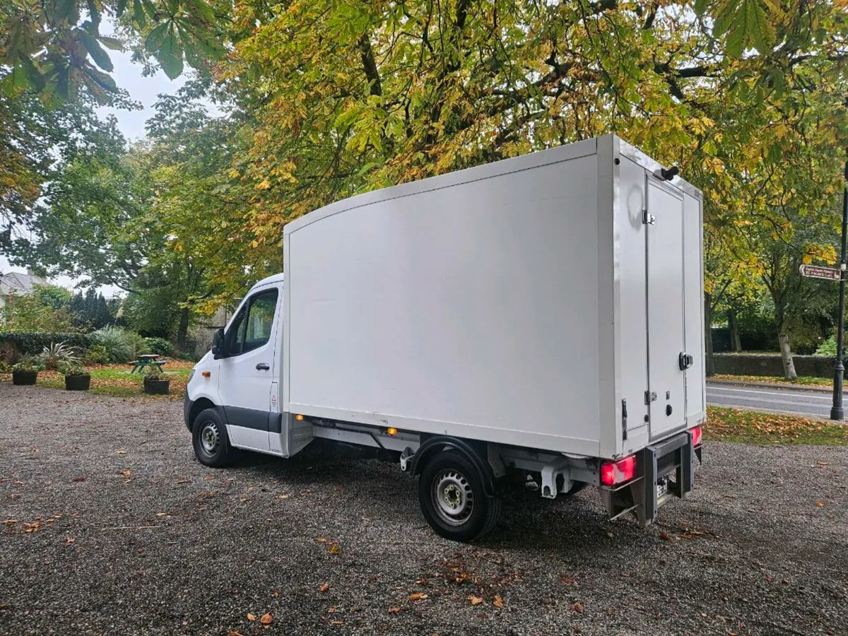 Merc Sprinter - Image 4
