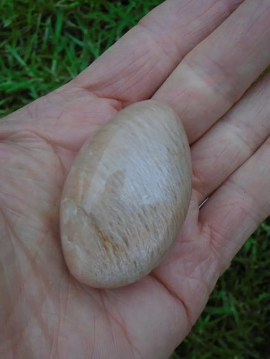 Peach Moonstone, Crystals, Gemstones - Image 2