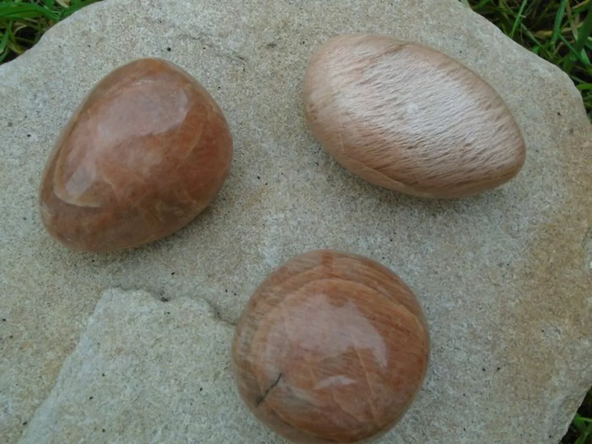 Peach Moonstone, Crystals, Gemstones - Image 1
