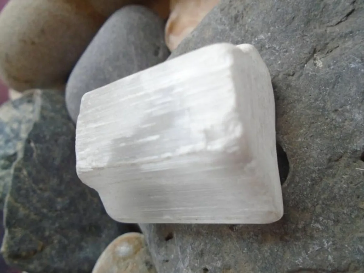 Raw Selenite, Crystals,Gemstones - Image 2