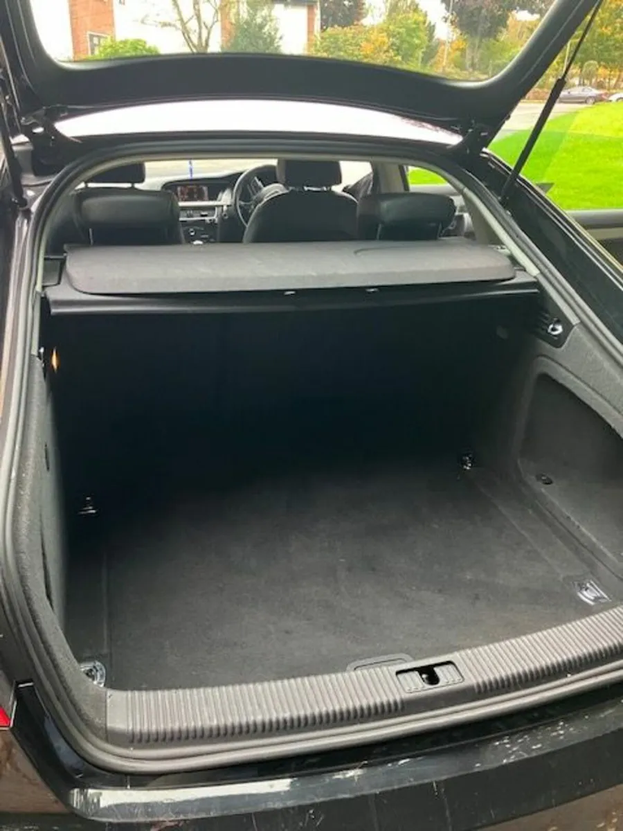 Audi A5 2010 - Image 4