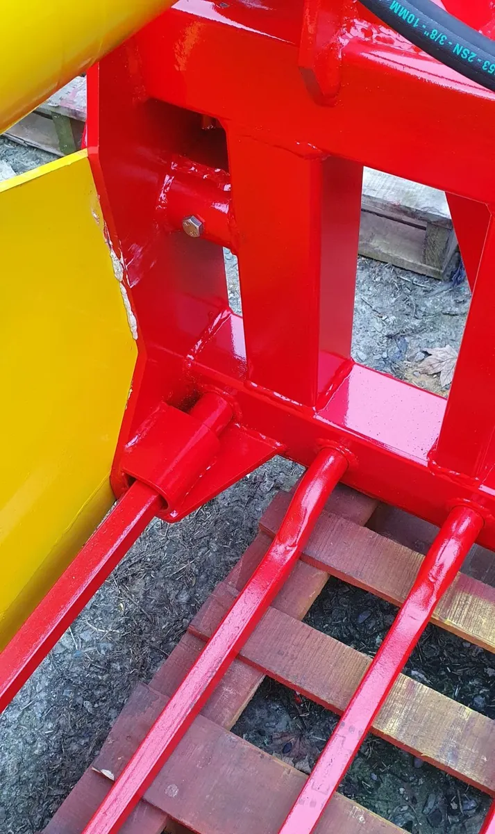 McKenna Shear Grabs - Image 4
