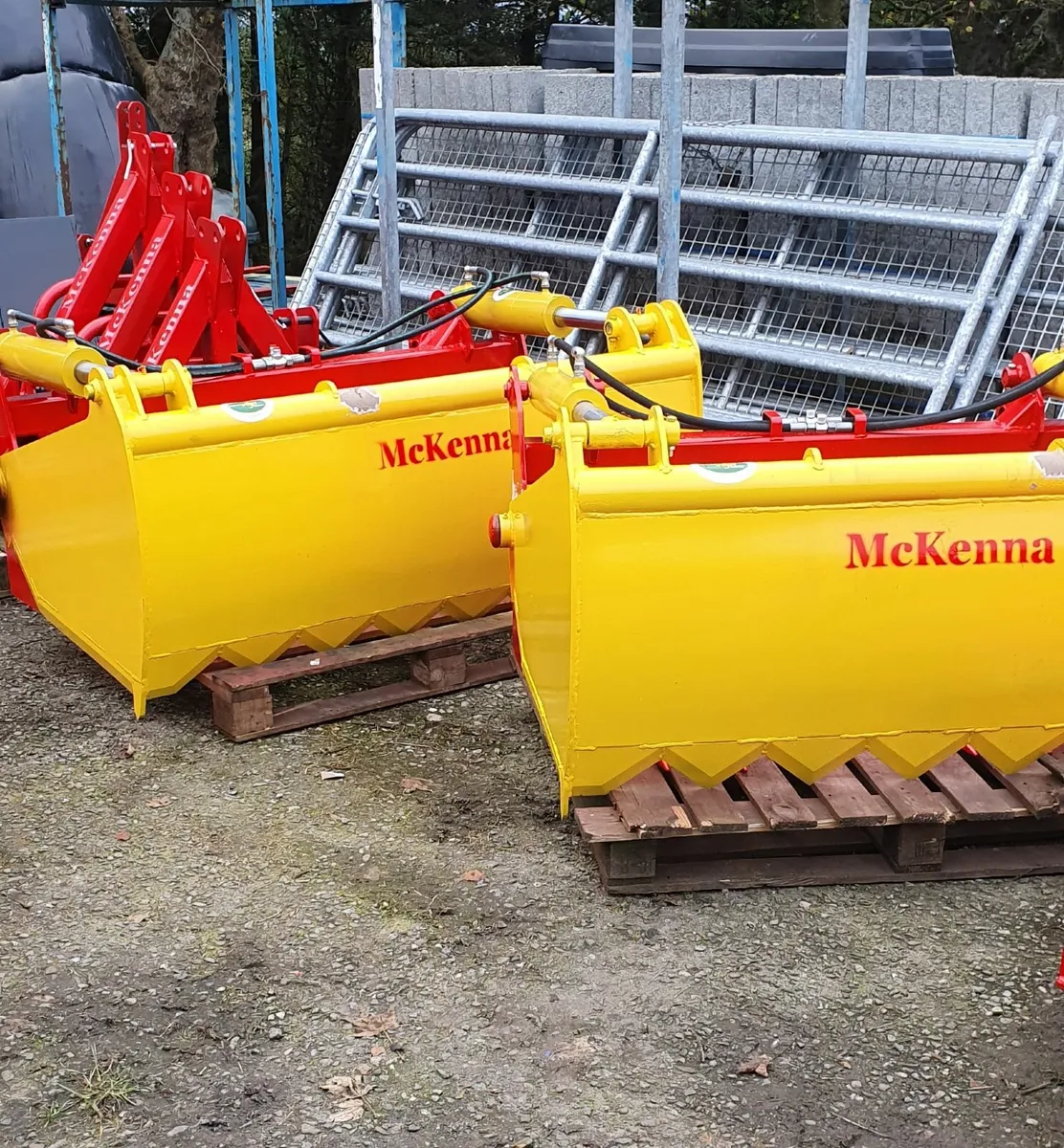 McKenna Shear Grabs - Image 1