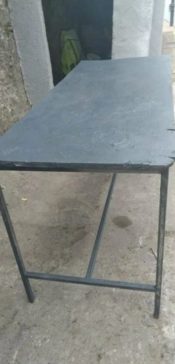 Steel shed table - Image 2