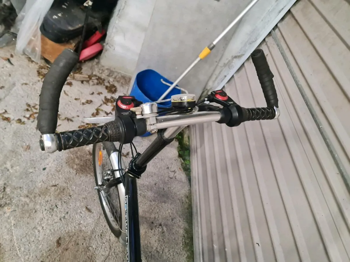 12 speed lightweight fold up bike - Image 2