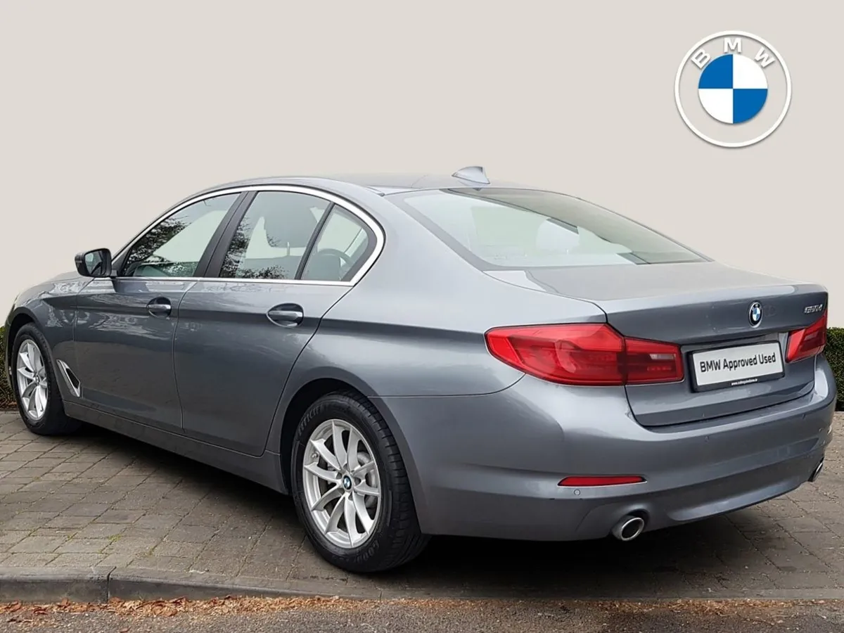 BMW 5 Series 520d SE - Image 2