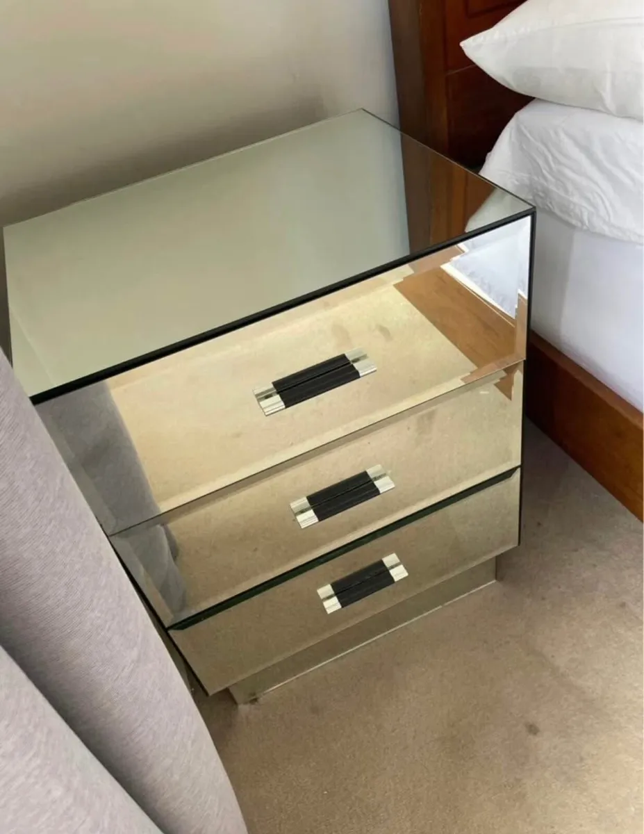 Mirrored bedside lockers - Image 2