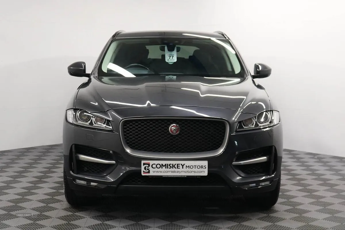 Jaguar F- PACE D180 R-sport - Image 2