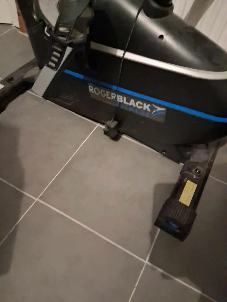 Exercise bike - Image 1